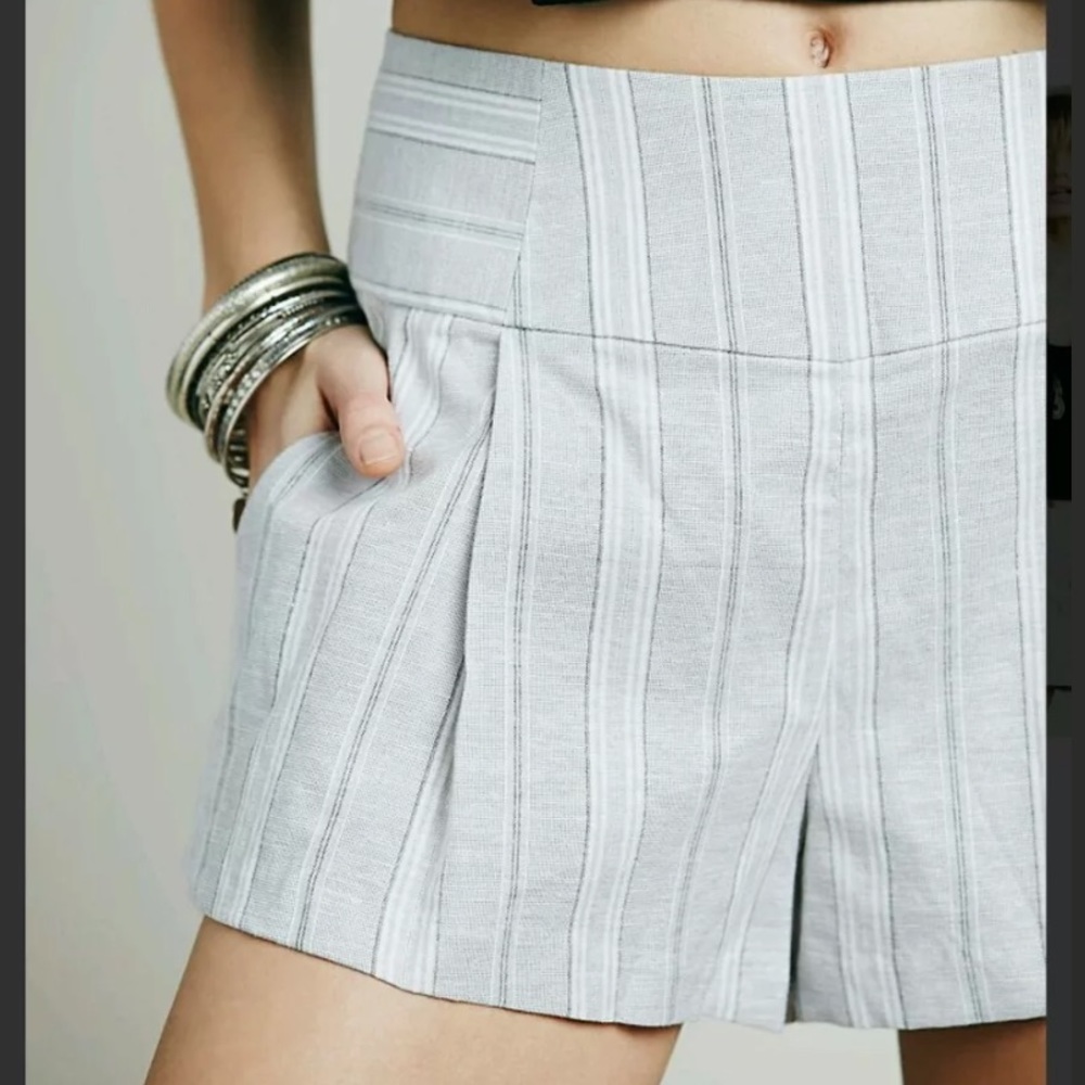 Free People Austin linen shorts - Picture 6 of 7